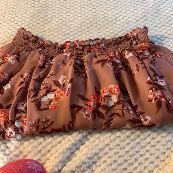 Super cute top - Picture 7 of 7